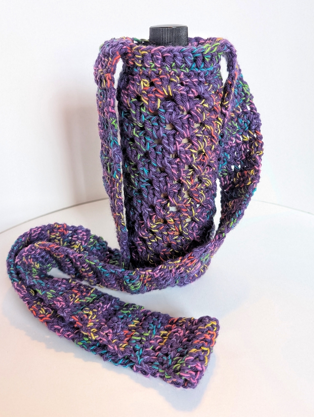 NEW, Crochet crossbody water bottle holder, handmade, 100% cotton